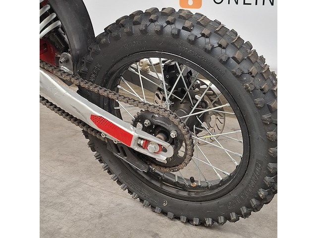 Crossmotor, ultra, db003 , 2024 - afbeelding 51 van  66