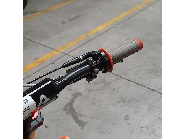 Crossmotor, ultra - afbeelding 6 van  17