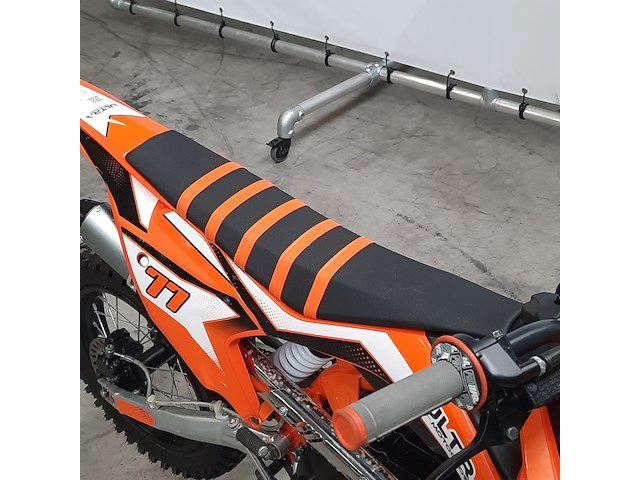 Crossmotor, ultra - afbeelding 16 van  17