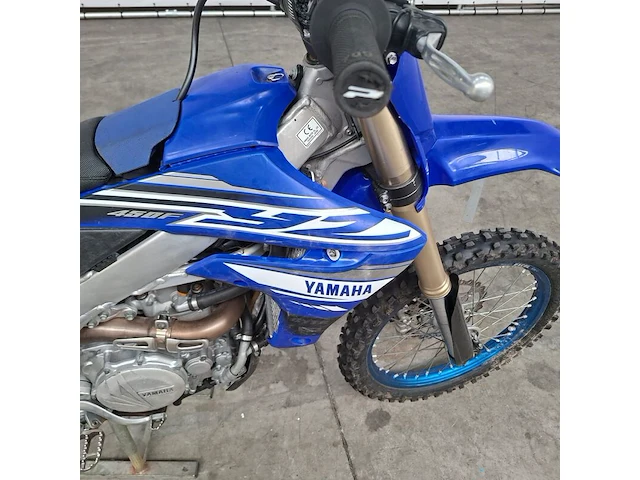 Crossmotor, yamaha, yz 450 f - afbeelding 5 van  24