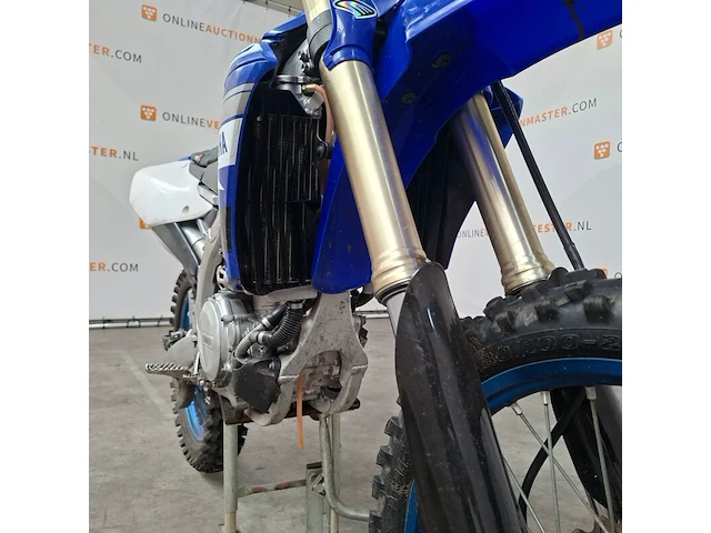 Crossmotor, yamaha, yz 450 f - afbeelding 6 van  24