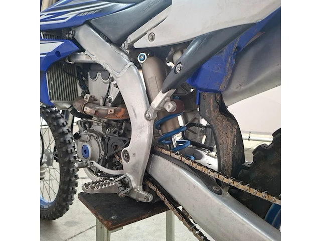 Crossmotor, yamaha, yz 450 f - afbeelding 11 van  24