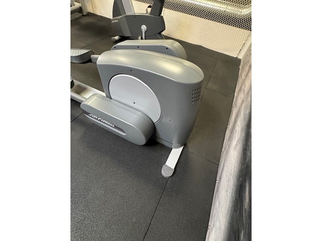 Crosstrainer life fitness, clsxh - afbeelding 8 van  9