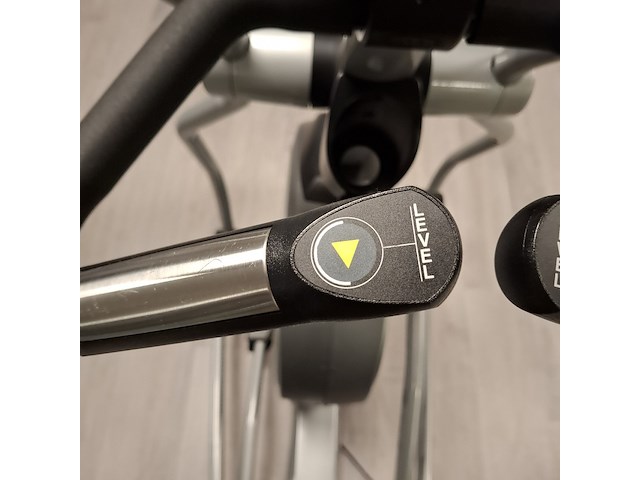 Crosstrainer matrix, mx-a5x, bouwjaar 2007 - afbeelding 3 van  17