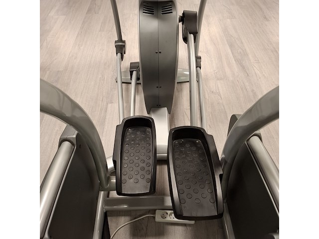 Crosstrainer matrix, mx-a5x, bouwjaar 2007 - afbeelding 4 van  17