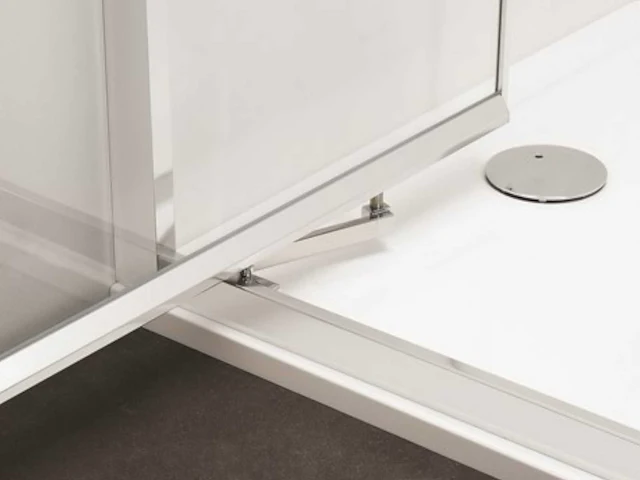 Crosswater clear 6 in profiel draaiende deur easyclean brushed brass - afbeelding 3 van  4