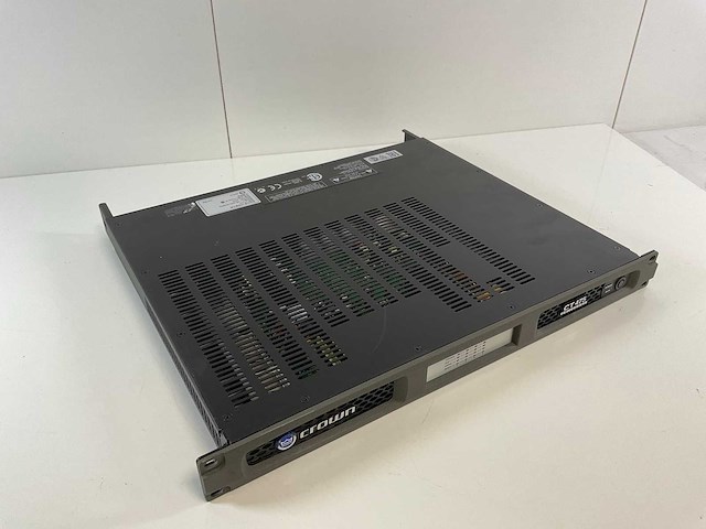Crown (ct475) fanless high quality 4-channel amplifier - afbeelding 3 van  6
