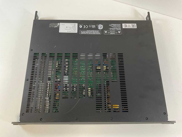 Crown (ct475) fanless high quality 4-channel amplifier - afbeelding 2 van  6