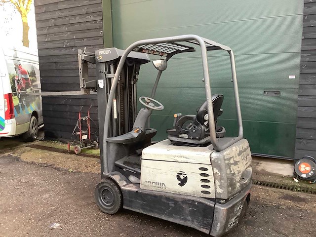 Crown vorkheftruck - afbeelding 3 van  7
