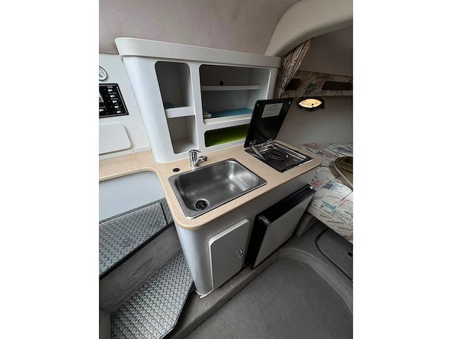 Crownline - bayside 765 - speedboot - afbeelding 14 van  40