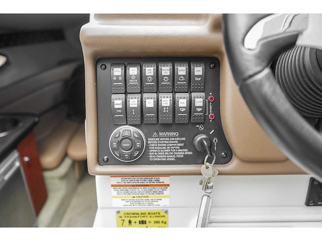 Crownline 266sc 2012 speedboot (mercruiser motor 349,3pk) - (trailer harbeck bt3500m 62-wsj-2) - afbeelding 10 van  41