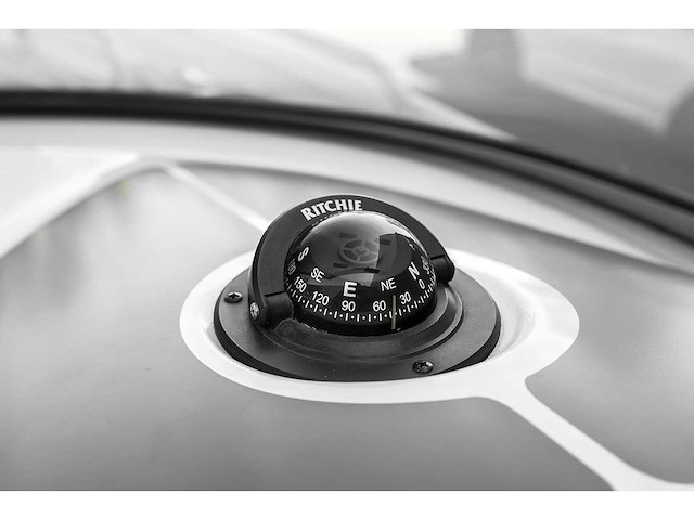 Crownline 266sc 2012 speedboot (mercruiser motor 349,3pk) - (trailer harbeck bt3500m 62-wsj-2) - afbeelding 20 van  41