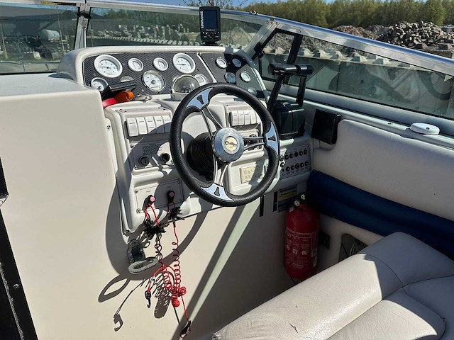 Crownline cabin cruiser sportcruiser - afbeelding 11 van  26
