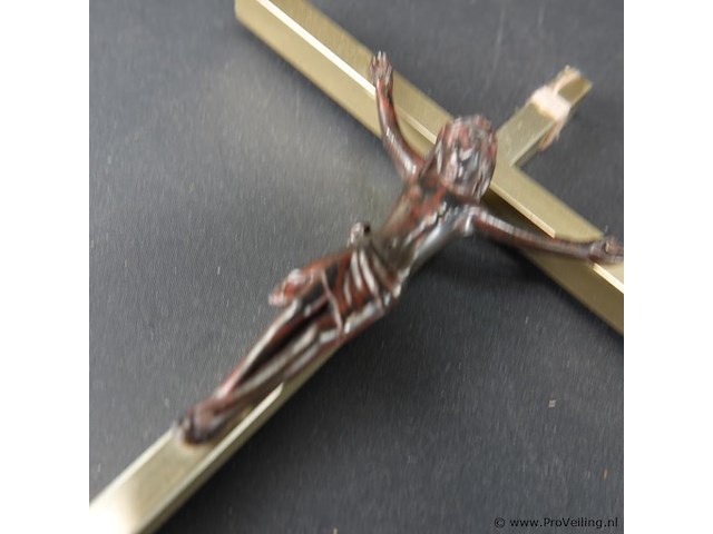 Crucifix met bronzen corpus - afbeelding 3 van  5