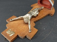 Crucifix met zilvertinnen corpus - afbeelding 4 van  5