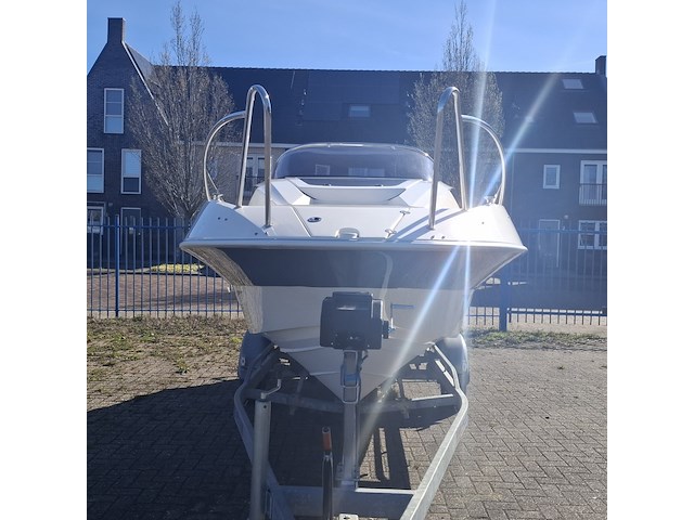 Cruiser, galia, 525, 2015, met buitenboordmotor evinrude | 115 pk - afbeelding 2 van  77