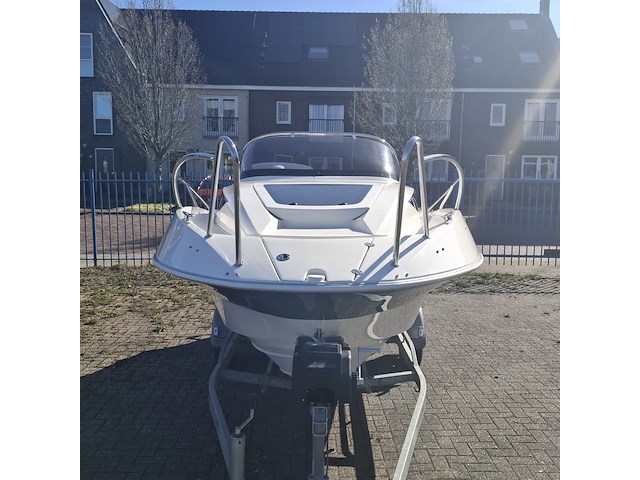 Cruiser, galia, 525, 2015, met buitenboordmotor evinrude | 115 pk - afbeelding 3 van  77