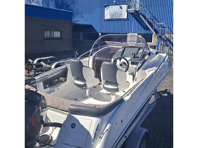 Cruiser, galia, 525, 2015, met buitenboordmotor evinrude | 115 pk - afbeelding 7 van  77