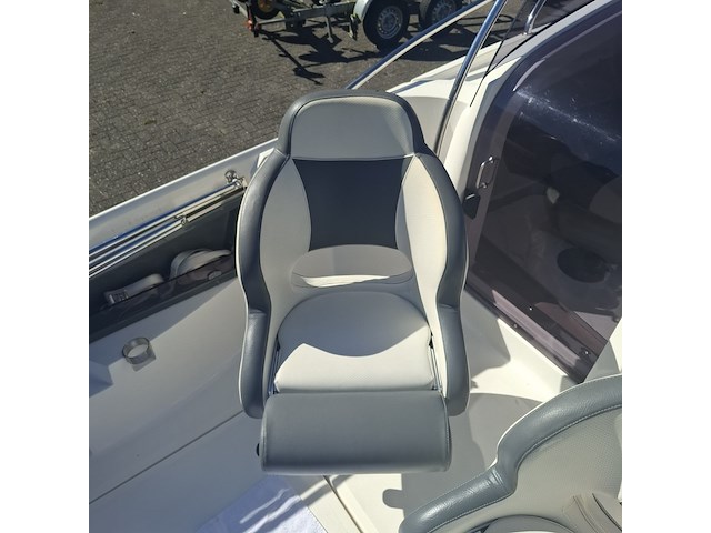 Cruiser, galia, 525, 2015, met buitenboordmotor evinrude | 115 pk - afbeelding 14 van  77