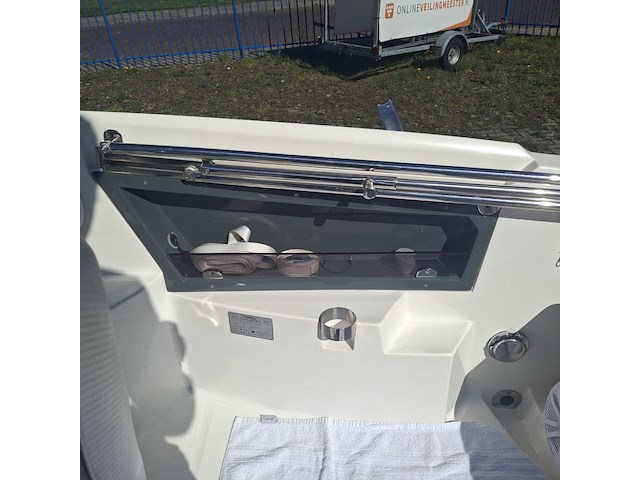 Cruiser, galia, 525, 2015, met buitenboordmotor evinrude | 115 pk - afbeelding 17 van  77