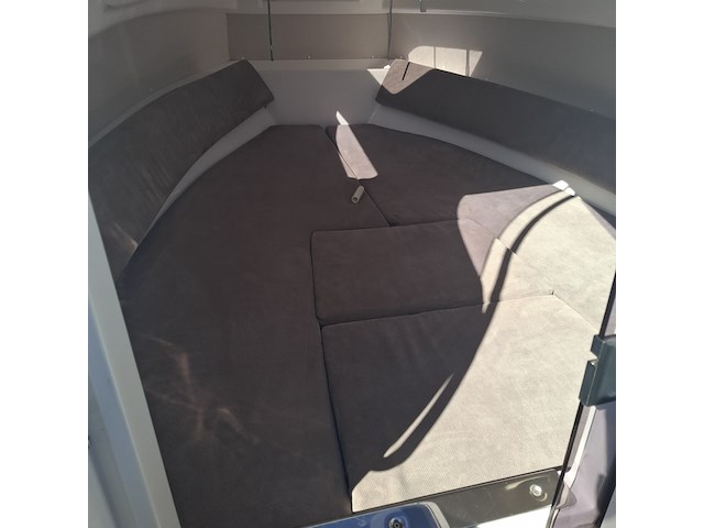 Cruiser, galia, 525, 2015, met buitenboordmotor evinrude | 115 pk - afbeelding 24 van  77