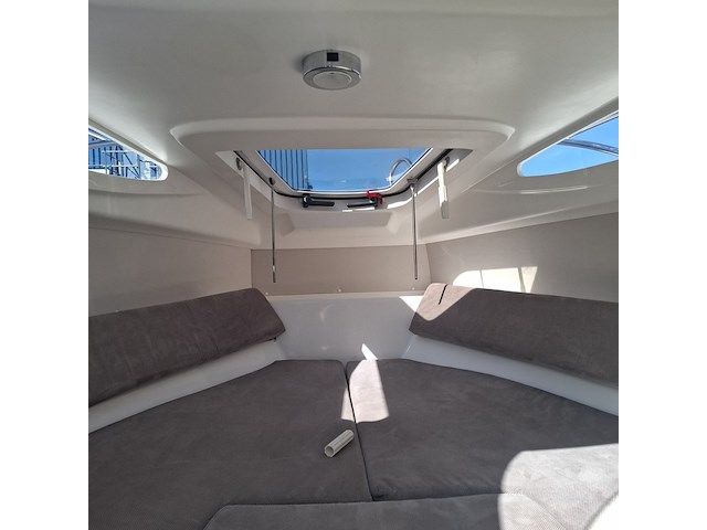 Cruiser, galia, 525, 2015, met buitenboordmotor evinrude | 115 pk - afbeelding 25 van  77