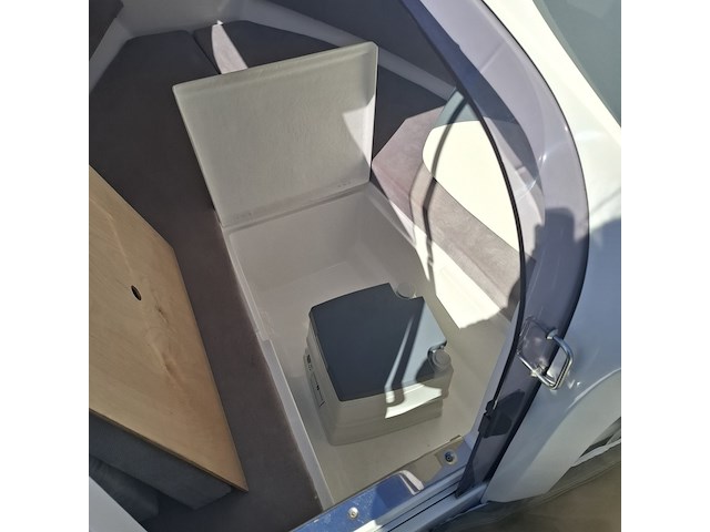 Cruiser, galia, 525, 2015, met buitenboordmotor evinrude | 115 pk - afbeelding 29 van  77