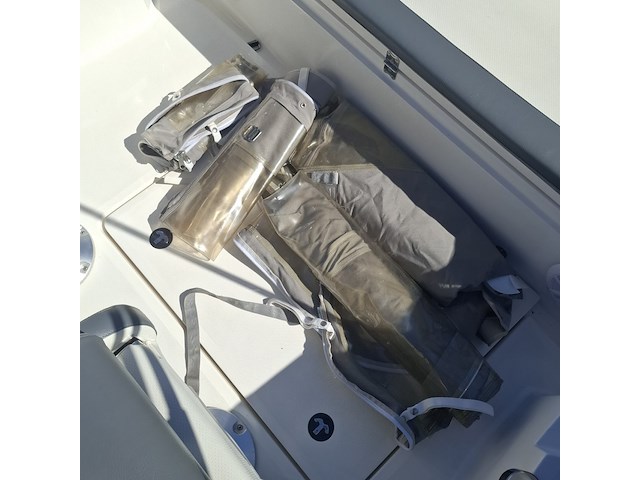 Cruiser, galia, 525, 2015, met buitenboordmotor evinrude | 115 pk - afbeelding 33 van  77