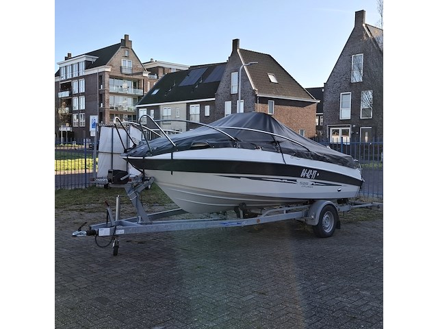 Cruiser, galia, 525, 2015, met buitenboordmotor evinrude | 115 pk - afbeelding 74 van  77