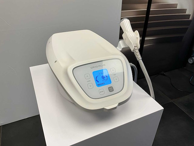 Cryo plus esk-2141cp anti-aging en huidverbetering - afbeelding 1 van  7