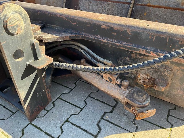 Cseri / yanmar gh1800 kantelbak - afbeelding 5 van  7