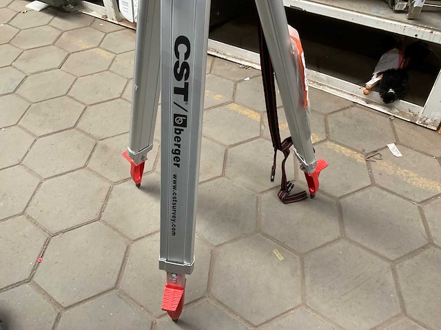 Cst laser statief - afbeelding 2 van  4