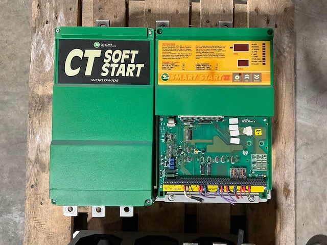 Ct soft starter smart start 2 industriële softstarter voor een elektromotor - afbeelding 1 van  1