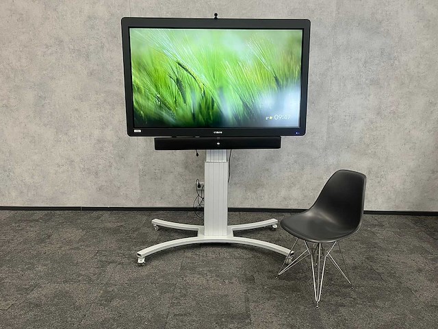 Ctouch - 60" interactieve touchscreen met kantelbare lift - afbeelding 1 van  14