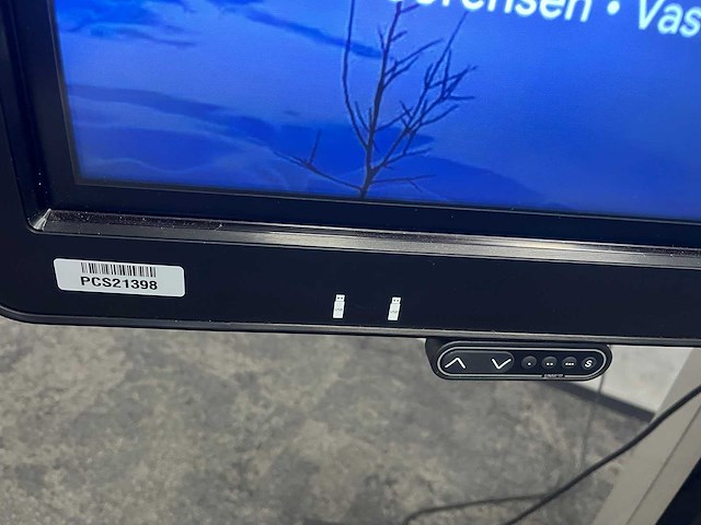 Ctouch - 65" 4k interactieve touchscreen met verrijdbare lift - afbeelding 1 van  3