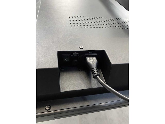 Ctouch clap-65uhda5 - 65" uhd 4k touchscreen met verrijdbare lift - afbeelding 10 van  19