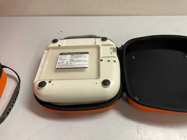 Cu medical systems, inc. ipad aed defibrillator - afbeelding 3 van  3