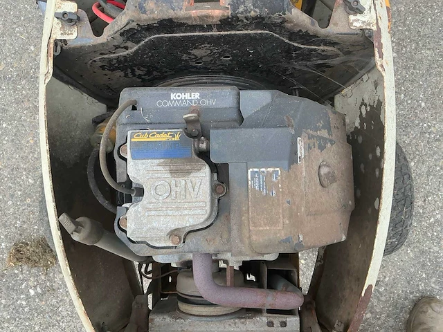 Cub cadet ags 2130 zitmaaier - afbeelding 6 van  14