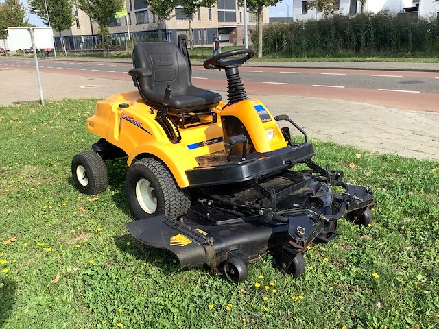 Cub cadet fmz50 zero turn zitmaaier - afbeelding 2 van  8