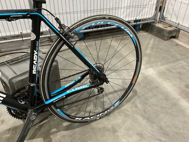 Cube - streamer - racefiets - afbeelding 6 van  10