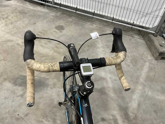 Cube - streamer - racefiets - afbeelding 9 van  10