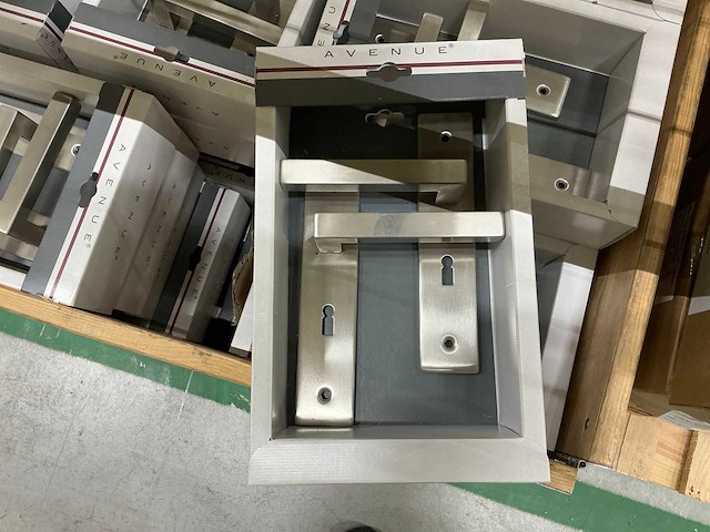 Cubic met sleutelgat deurkruk (40x) - afbeelding 1 van  2