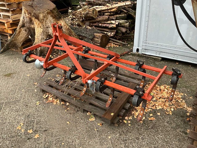 Cultivator met 11 tanden - afbeelding 1 van  4