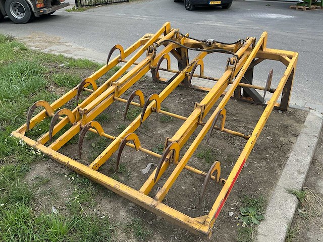 Cultivator - afbeelding 10 van  13