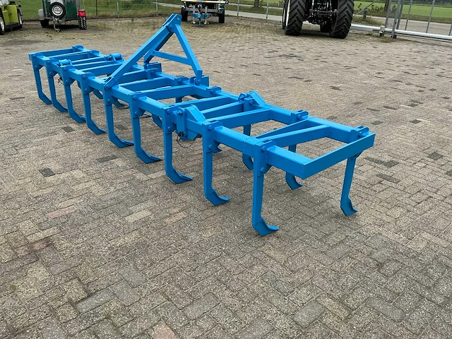 Cultivator - afbeelding 13 van  16