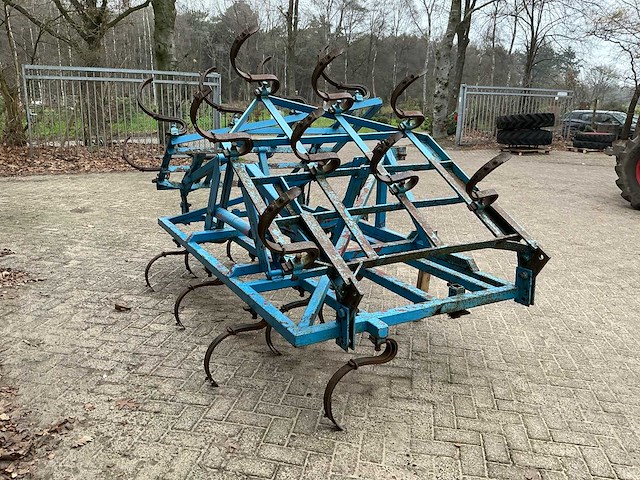 Cultivator - afbeelding 13 van  16