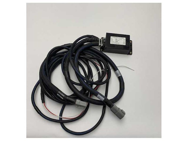 Cummins 3969769 dc-dc engine voltage converter - afbeelding 2 van  3