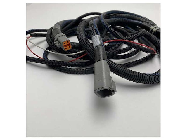 Cummins 3969769 dc-dc engine voltage converter - afbeelding 3 van  3