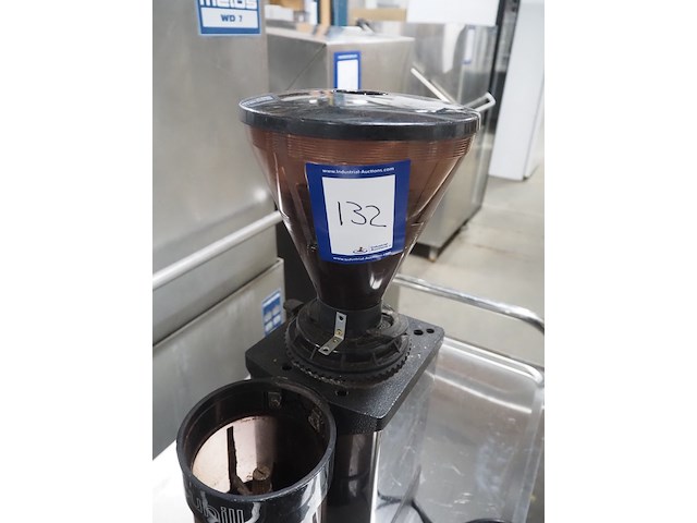 Cunill - afbeelding 4 van  9