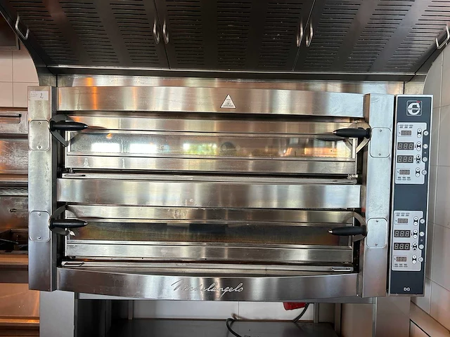 Cuppone michelangelo - dubbele professionele pizzaoven met afzuigkap en pizzascheppen - afbeelding 8 van  14